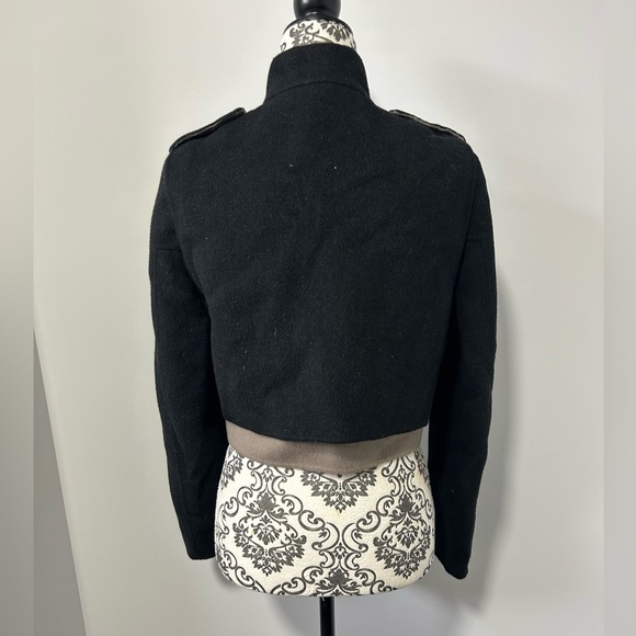 Layered Jacket - Picture 2 of 4